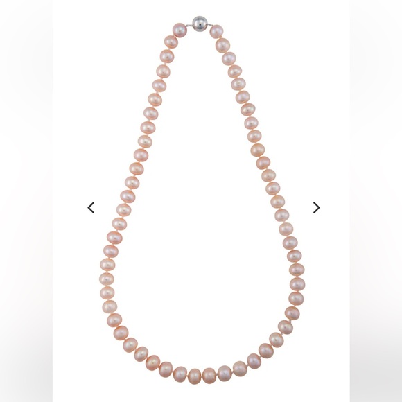 Dog House Pearls Jewelry - DHP (Dog House Pearls) Pink Freshwater Pearl Necklace 16” NWT